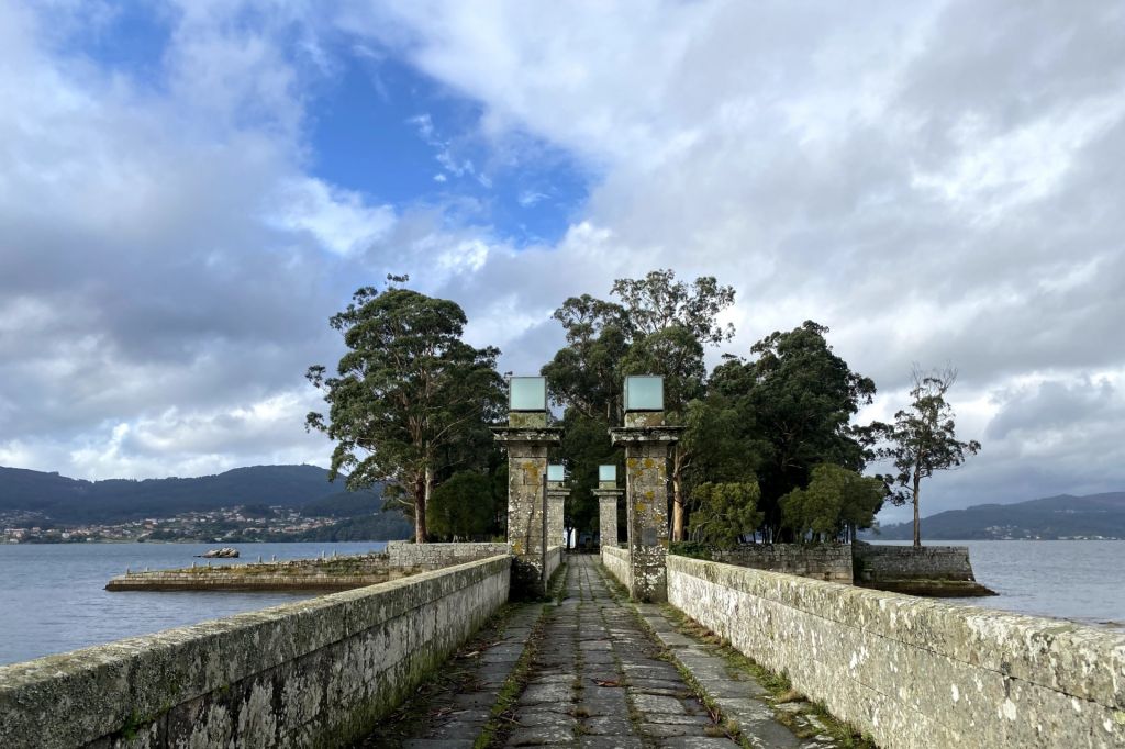 El significado de la Isla de San Simón en la historia de la identidad  gallega
