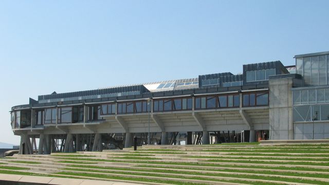 Uno de los edificios que integran la Universidade de Vigo. 