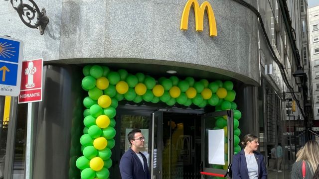 Fiesta en el McDonald's de los Cantones de A Coruña.