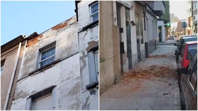 Cascotes caídos de un edificio en la calle Mariana Pineda de A Coruña.
