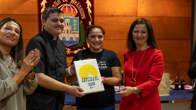 O Noso Recuncho gana por primera vez el premio a la Mejor Tortilla de Betanzos 2023