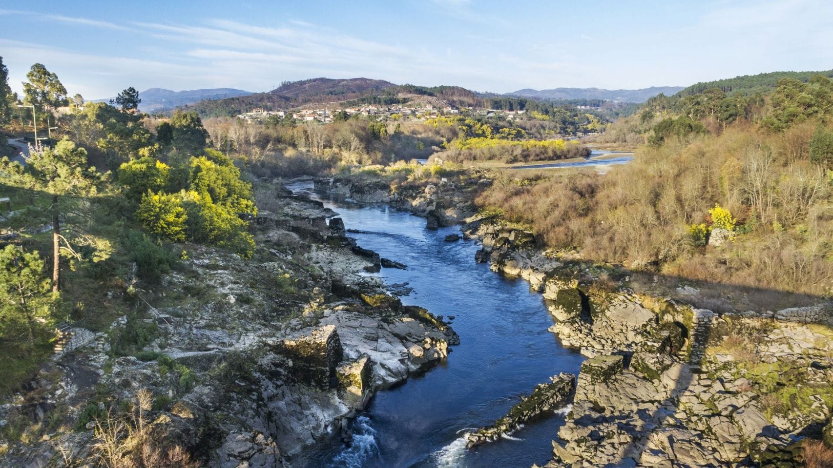 El río Miño a su paso por Arbo (Pontevedra)