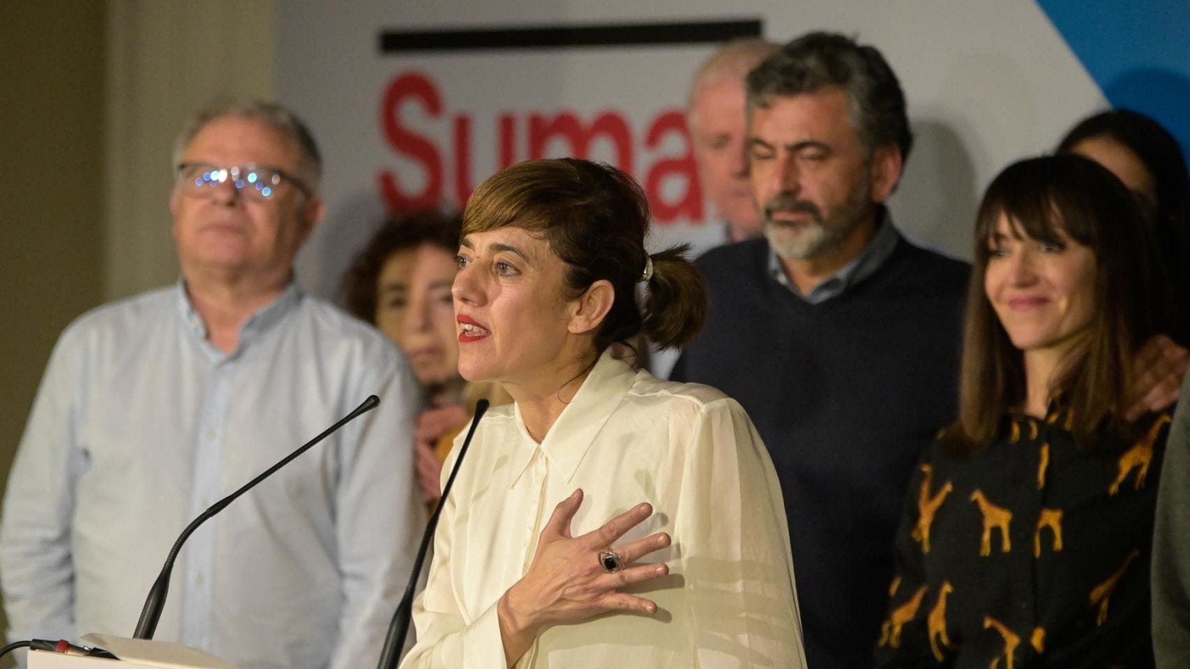 La candidata de Sumar a la Presidencia de la Xunta, Marta Lois, comparece ante los medios una vez rematado el escrutinio.