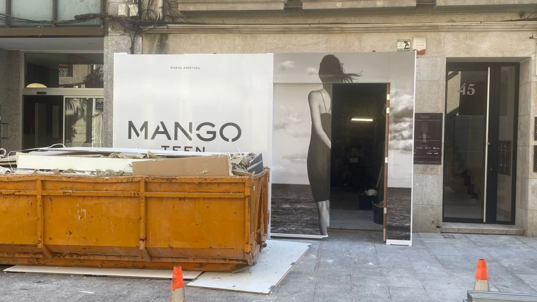 Nuevo local de Mango en Príncipe. 