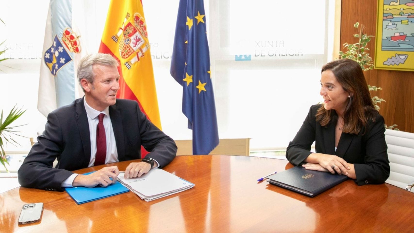 El presidente de la Xunta, Alfonso Rueda, y la alcaldesa de A Coruña, Inés Rey, en una foto de archivo.