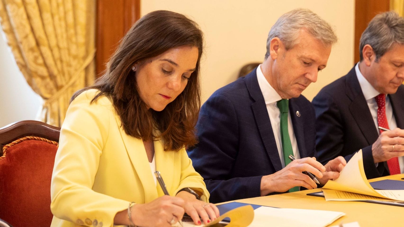 Inés Rey y Rueda firman el protocolo de ´'Coruña Marítima'